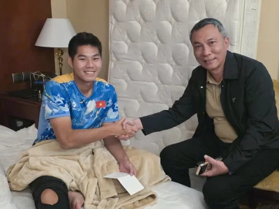 Chấn thương Hiểu Minh: VFF chi trả toàn bộ, lịch phẫu thuật với ‘bàn tay vàng’ đã được ấn định