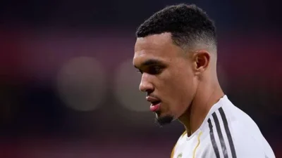Sốc: Real Madrid 'đuổi cổ' Alexander-Arnold, hậu vệ triệu đô phải tìm bến đỗ mới ngay hè này 1