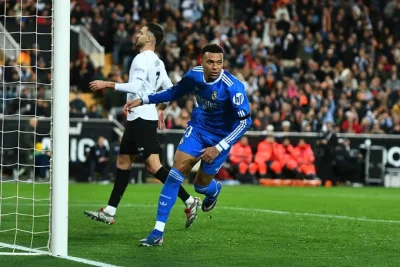 Mbappe vượt mặt Ronaldo? Sự thật gây sốc từ phát ngôn của HLV Real Madrid 1