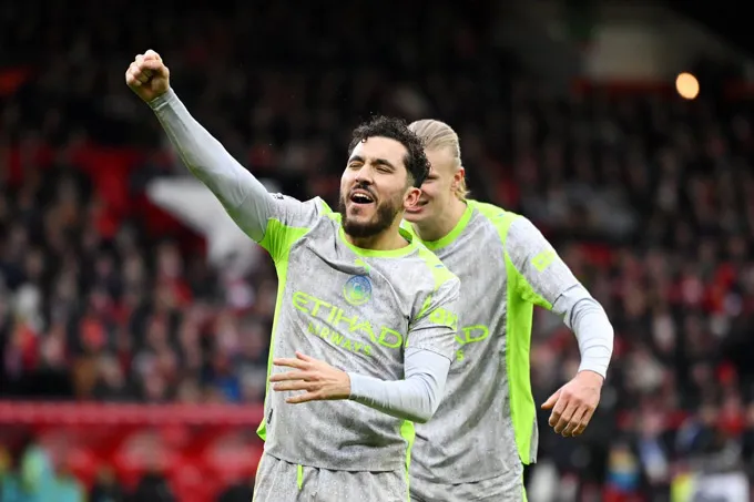 Ryan Cherki: 'Lá bài tẩy' của Man City